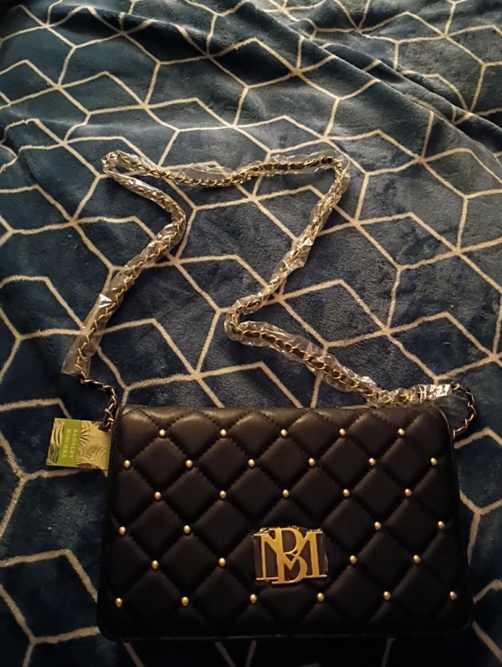 BADGLEY MISCHKA CROSSBODY BAG Diamond Quilted Pearl STUDS Silver Chain NWT $99.